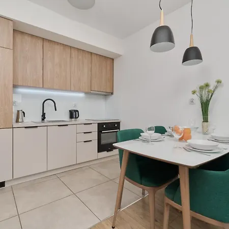 Stylish Na Grobli With Balcony By Renters *