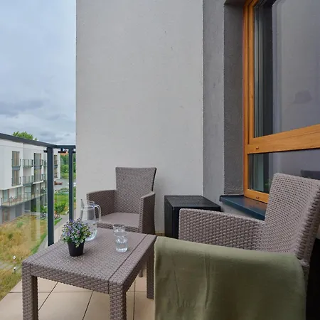 Stylish Na Grobli With Balcony By Renters Appartement